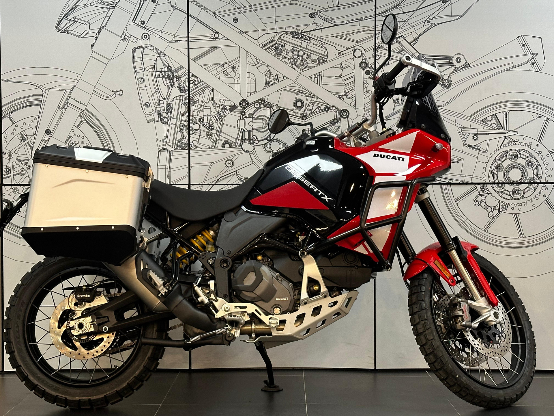 Ducati DESERT X DISCOVERY