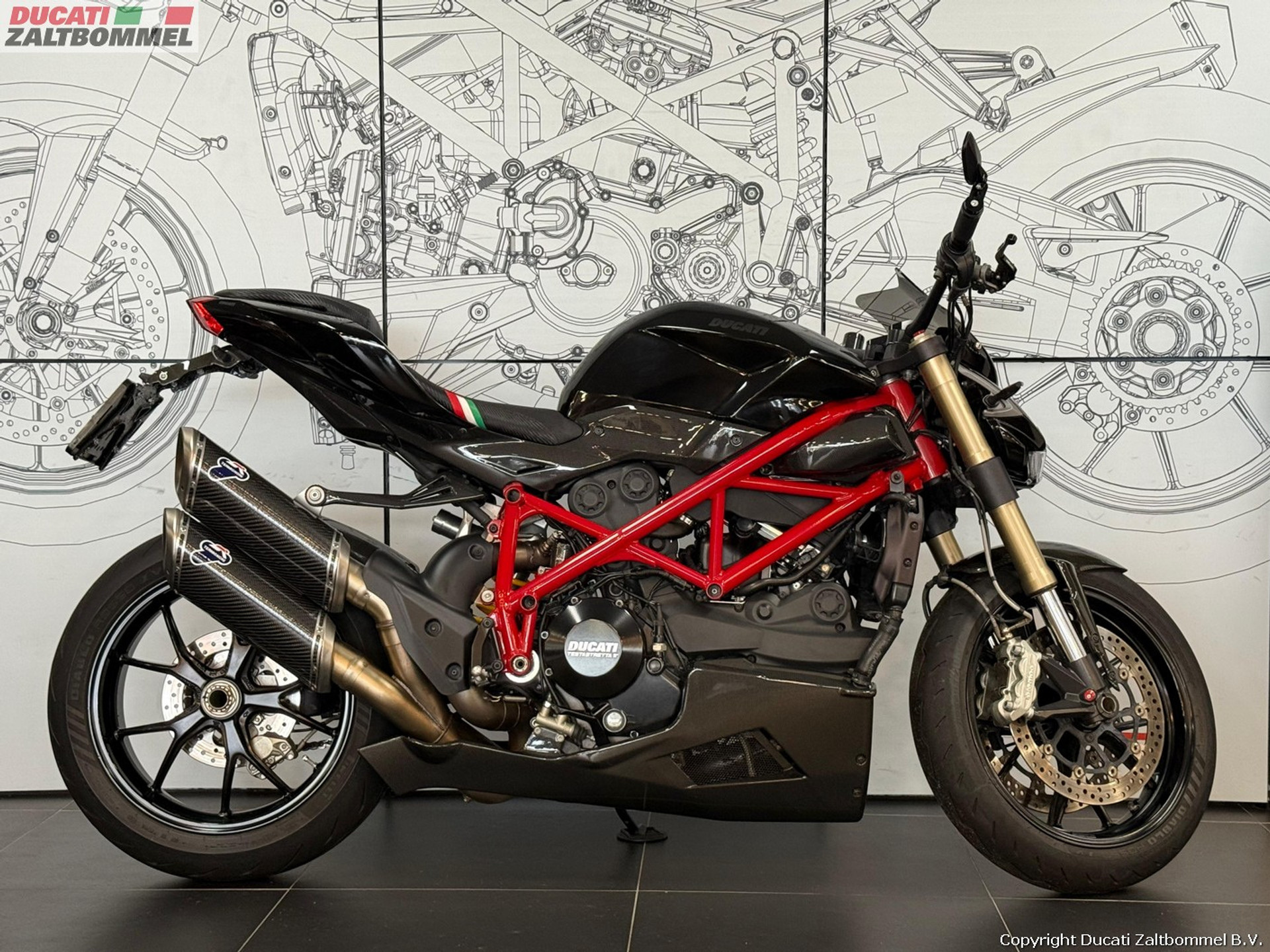 Ducati STREETFIGHTER 848