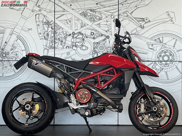 Ducati HYPERMOTARD 950