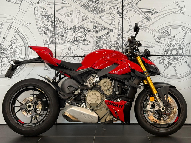 Ducati STREETFIGHTER V4 S